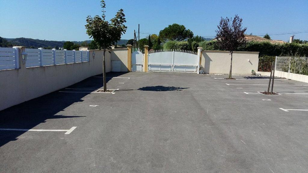 Aux Couleurs D'Ardeche Apartment Vallon-Pont-dʼArc Exterior foto